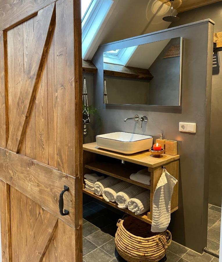 B&B Droom In De Polder -De Salon- Luxe Appartement Met Prive-Sauna Arnemuiden Exterior foto